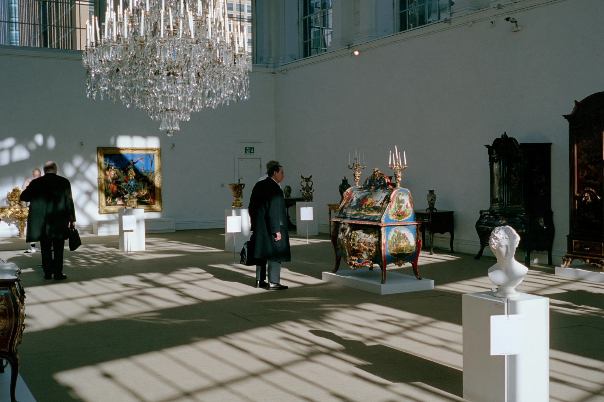 Visite d’une galerie d’antiquités